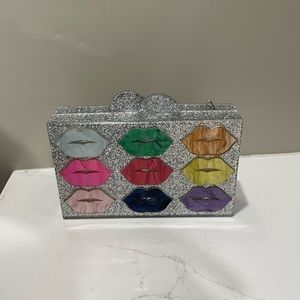 Super cute clutch or crossbody with chain